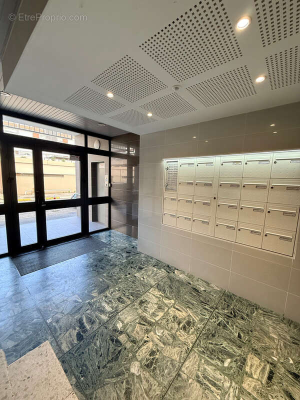 Appartement à MARSEILLE-9E