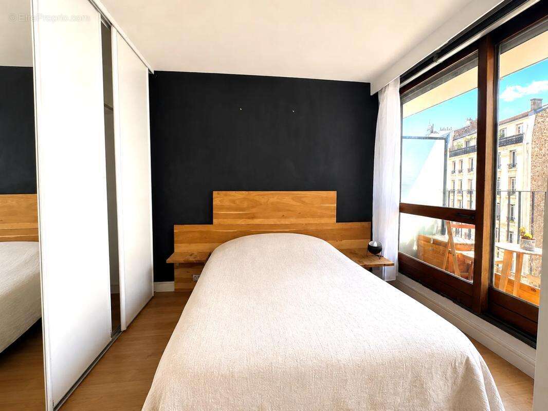 Appartement à PARIS-14E