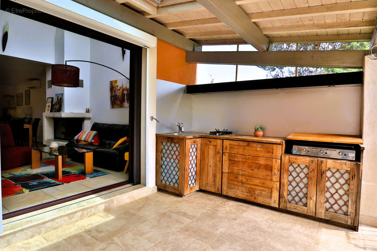 Maison à ROUSSILLON