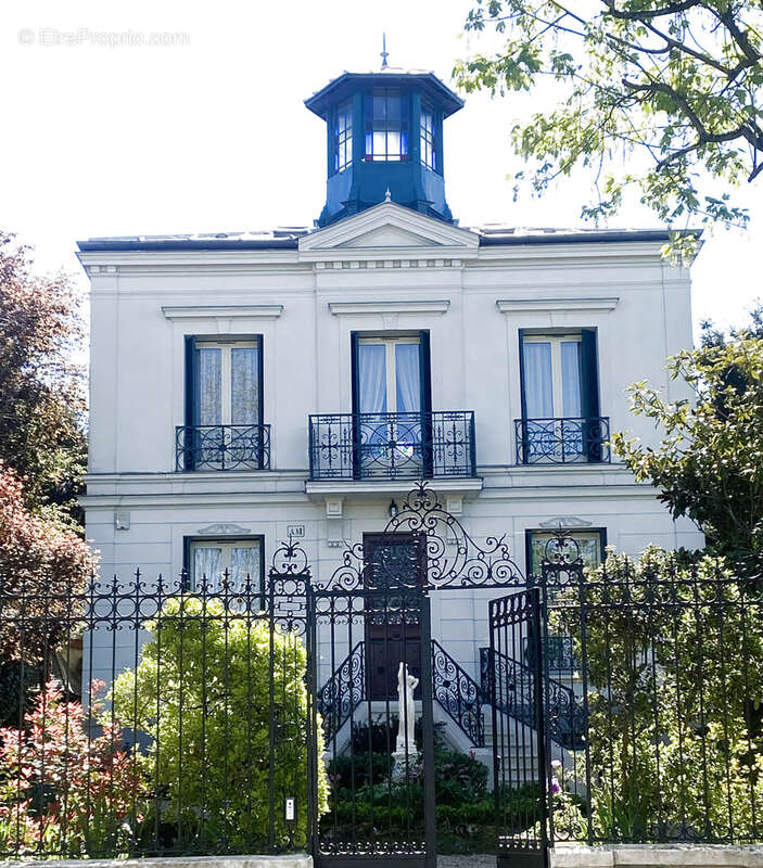 Maison à LE RAINCY