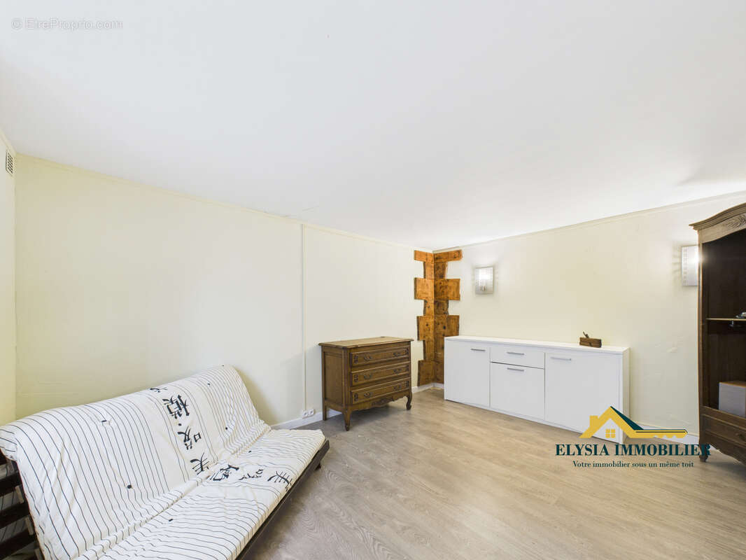 Maison à NEUVILLE-LES-VAUCOULEURS