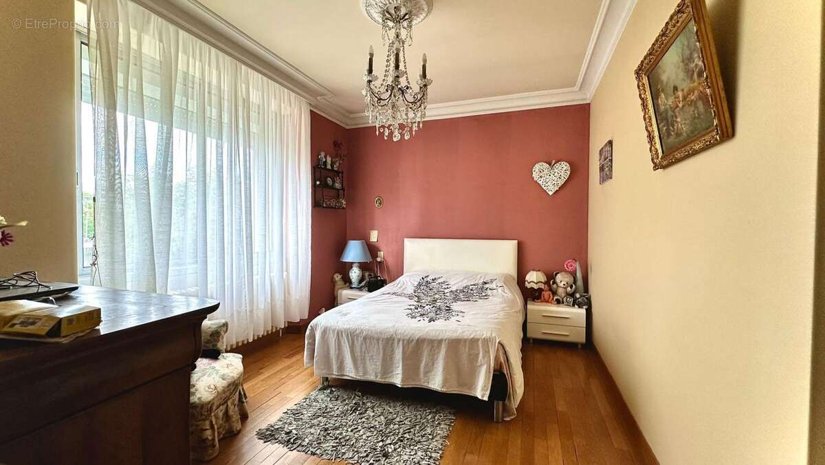 Maison à LUC-LA-PRIMAUBE