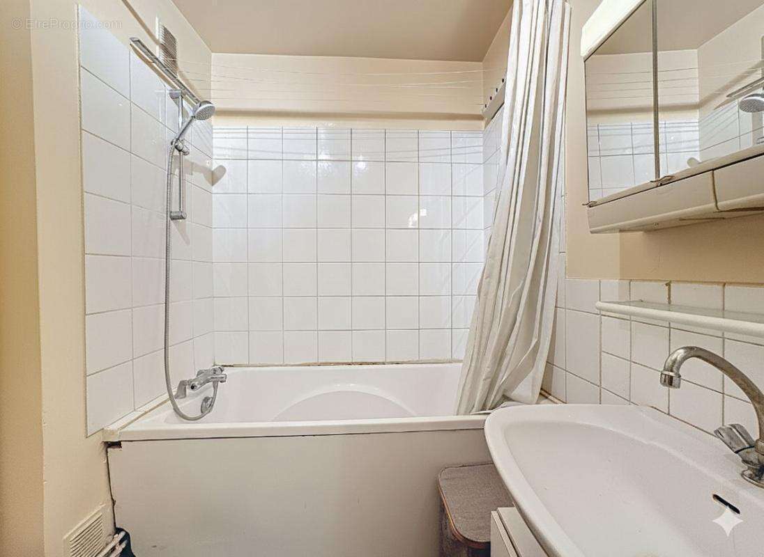 Appartement à PARIS-5E
