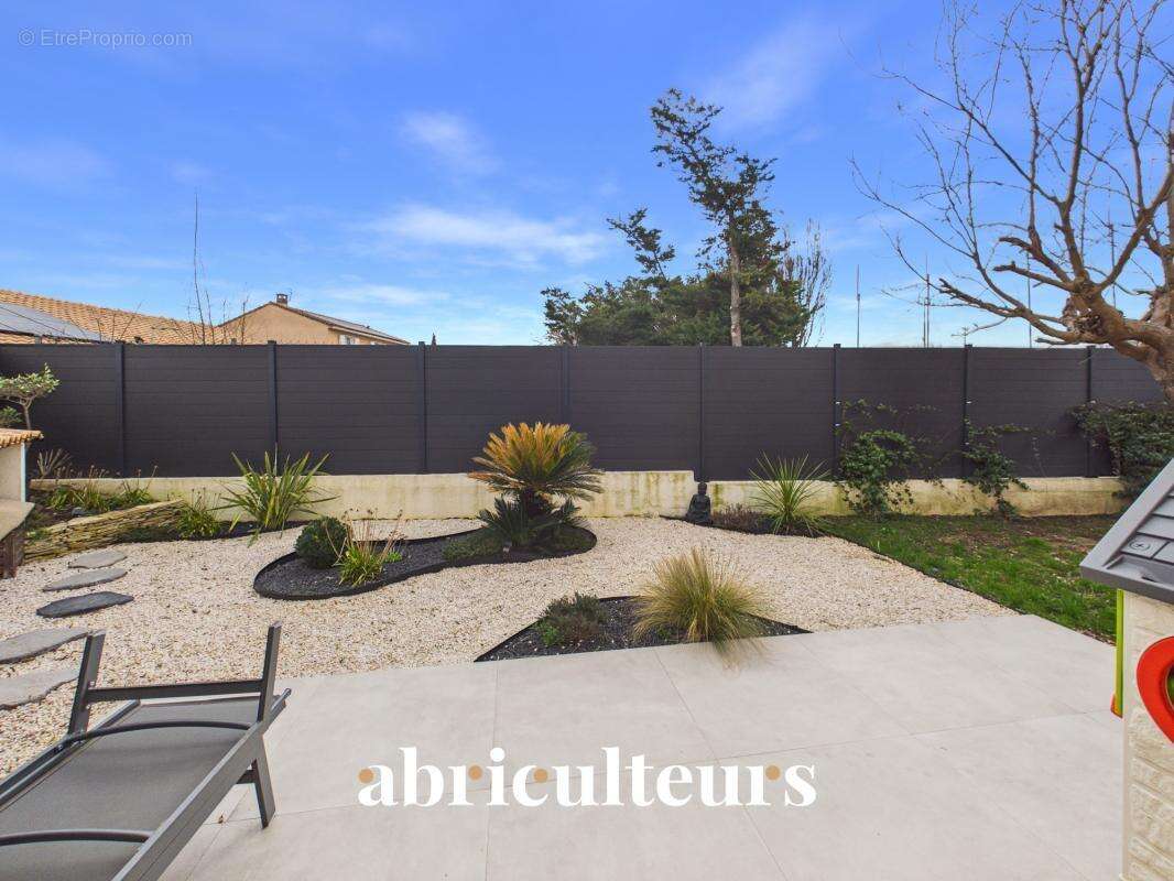 Villa T4 Plain au pied de  Luynes centre, Proche  Commerces en vente à Aix-en-Provence (13080) - photo 17