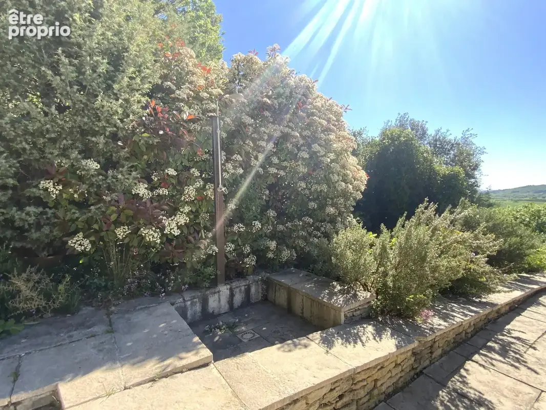 Villa avec vue imprenable à seulement 6 km d'Uzès. - photo 12
