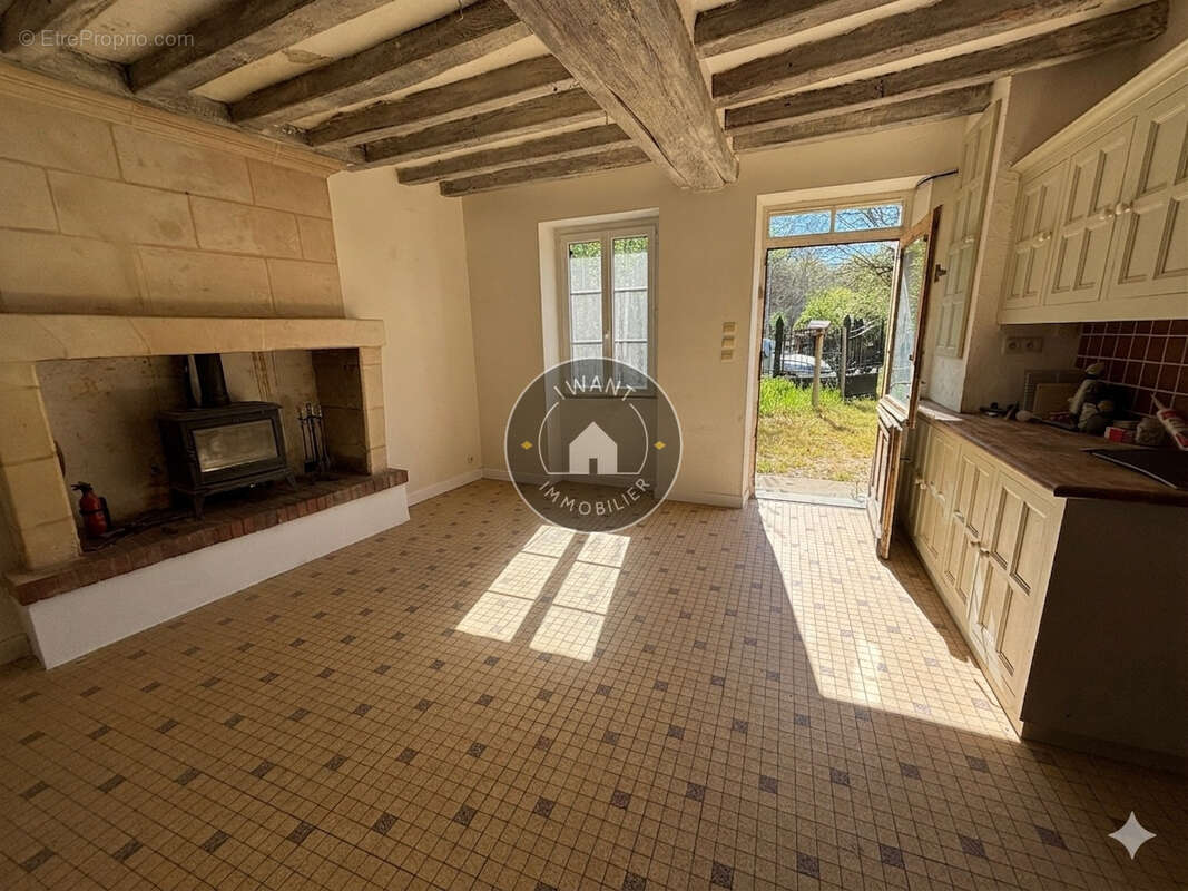 Maison à MOULIHERNE