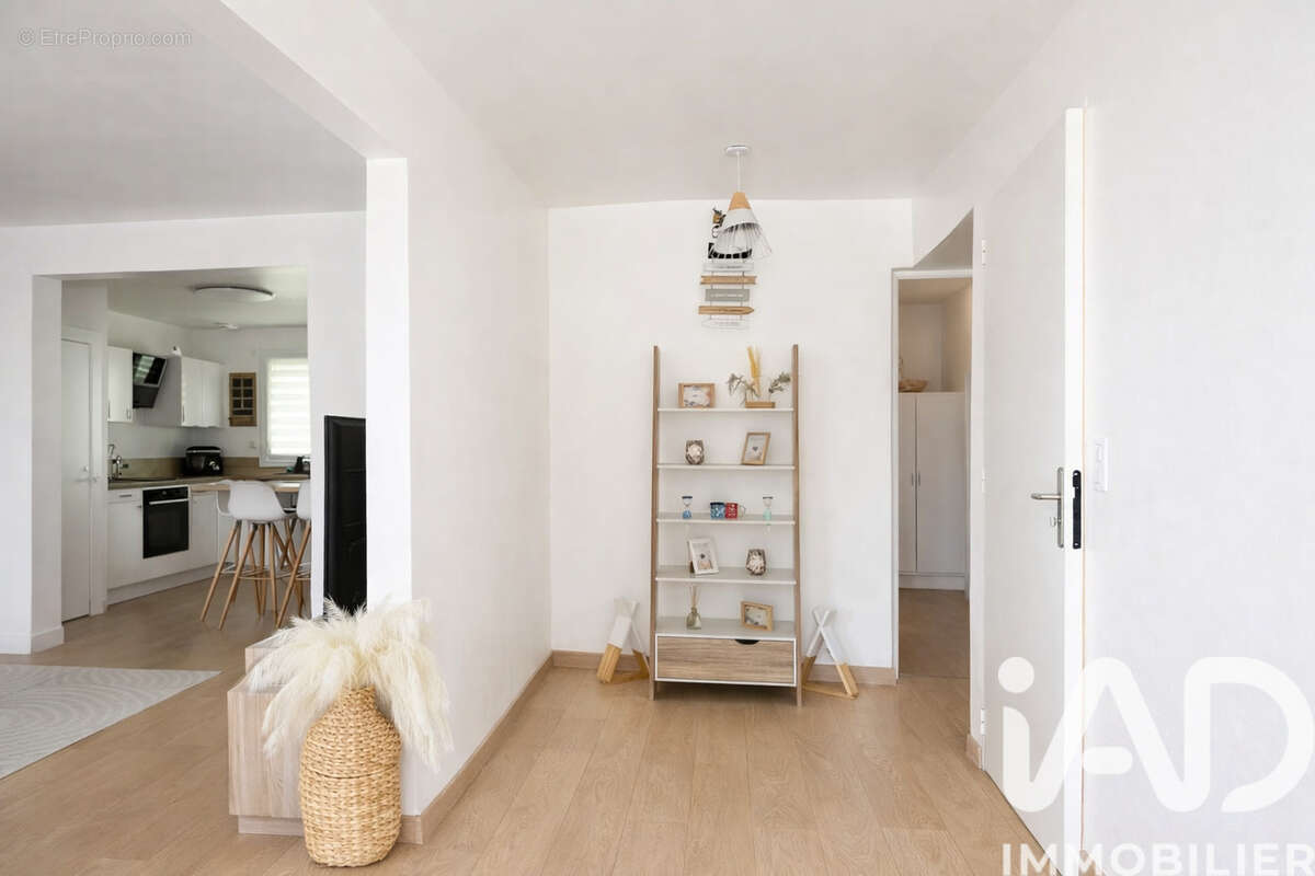 Photo 3 - Maison à CORBEIL-ESSONNES