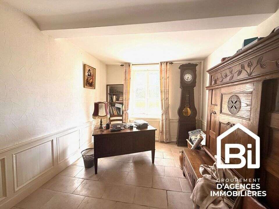 Maison à MAY-SUR-ORNE