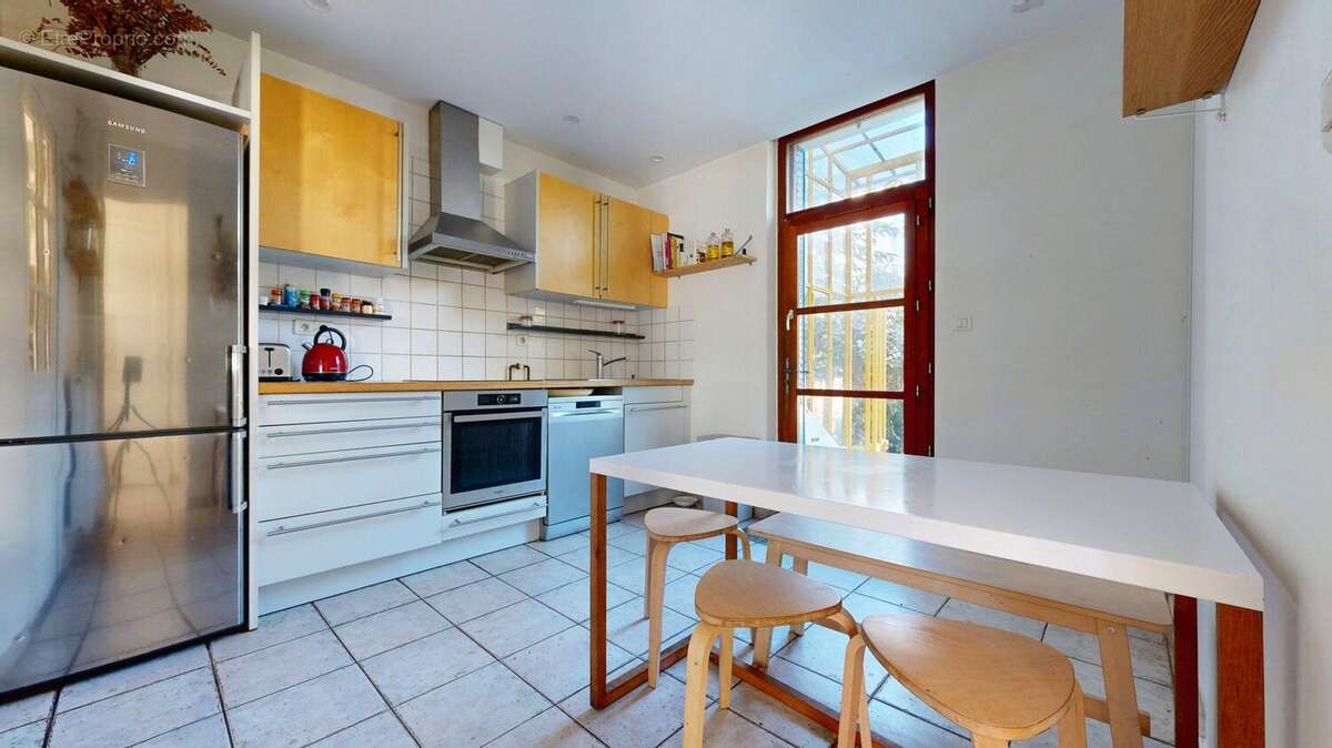 Maison à LYON-8E