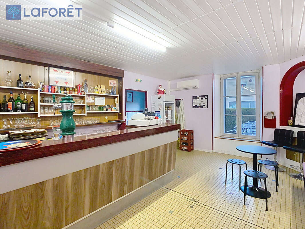 Commerce à VAL-DE-MEUSE