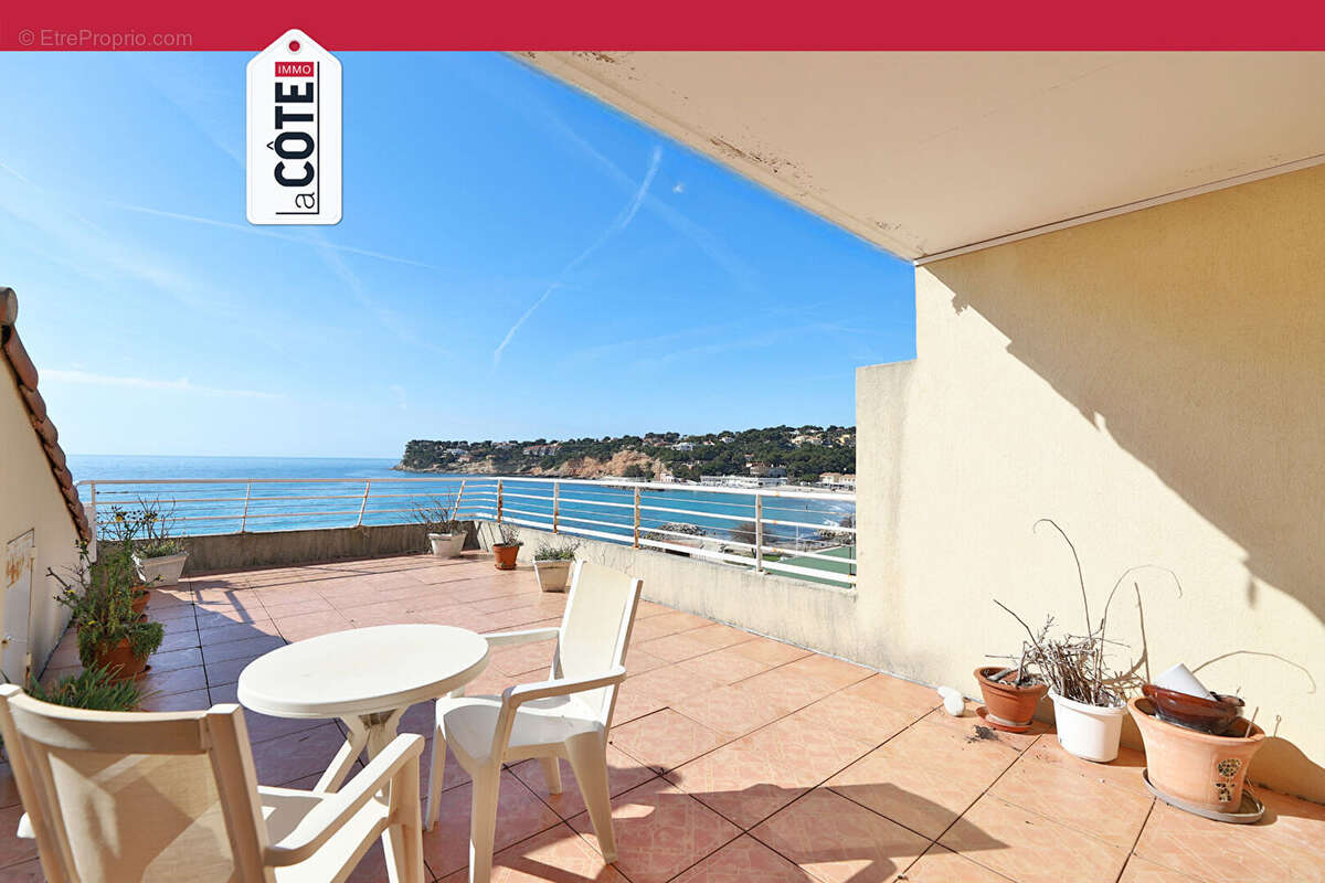 Appartement à CARRY-LE-ROUET