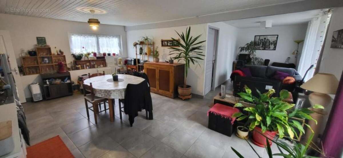 Maison à LANGOAT