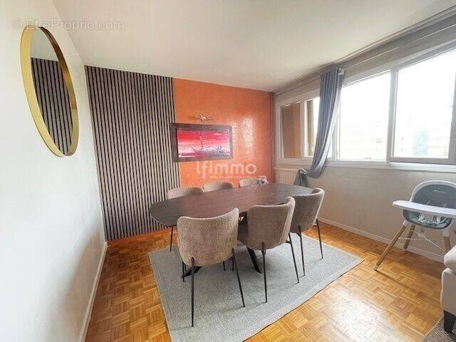 Appartement à NEUILLY-SUR-MARNE