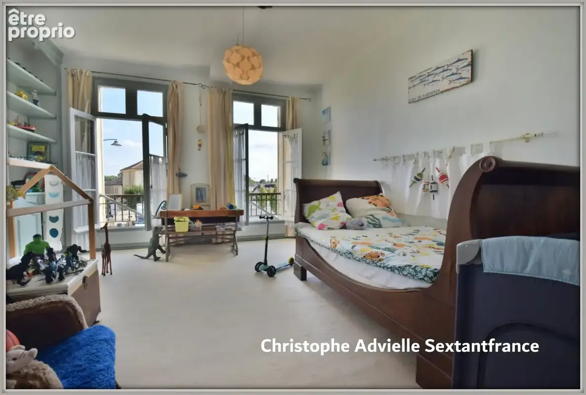 Grande maison bourgeoise et son studio indépendant au coeur d'un village avec services - photo 8