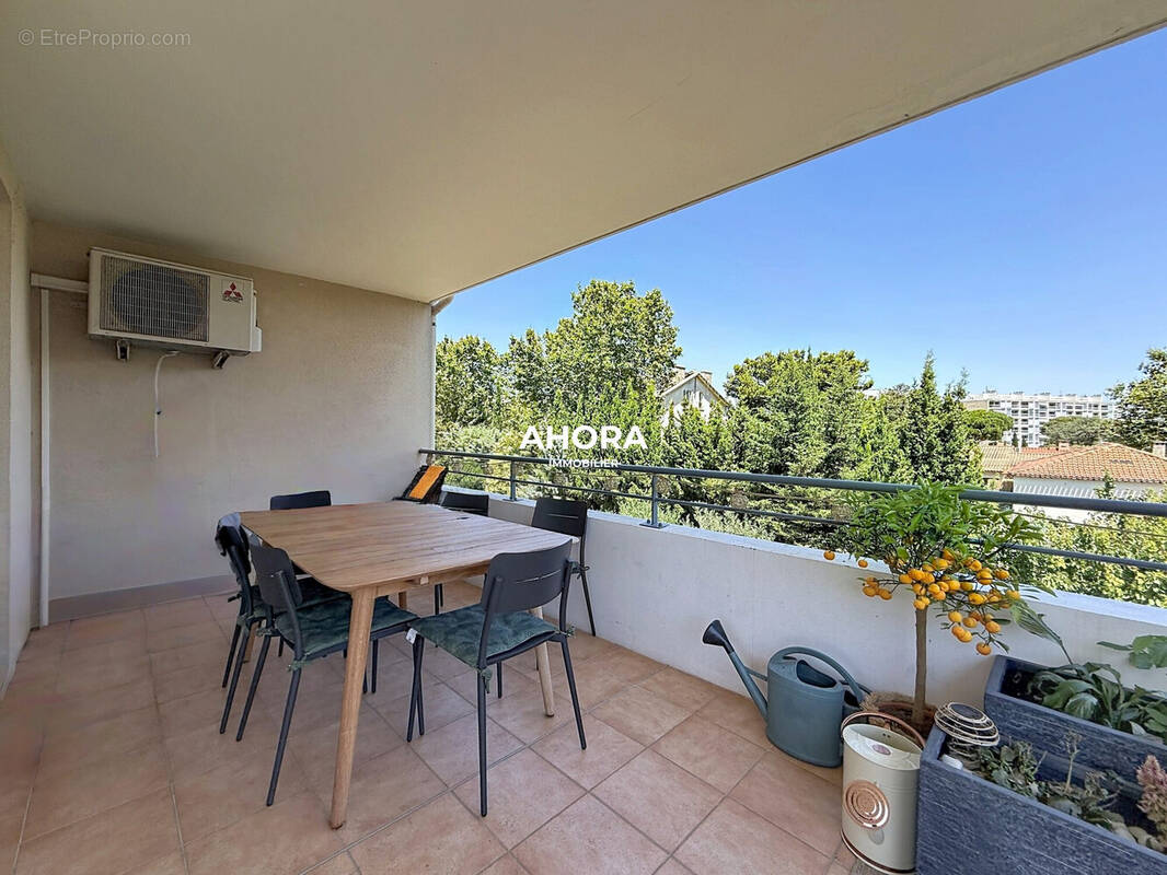 Appartement à MARSEILLE-9E