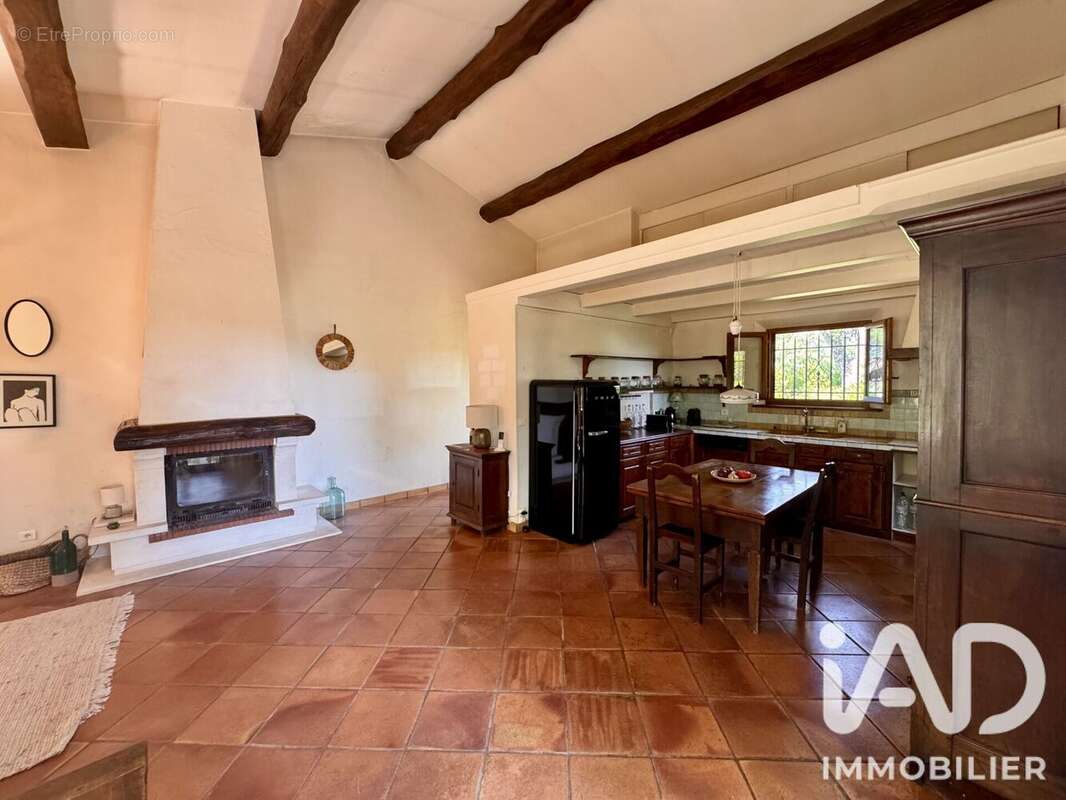 Maison 113 m² à La Garde-Freinet  - photo 7