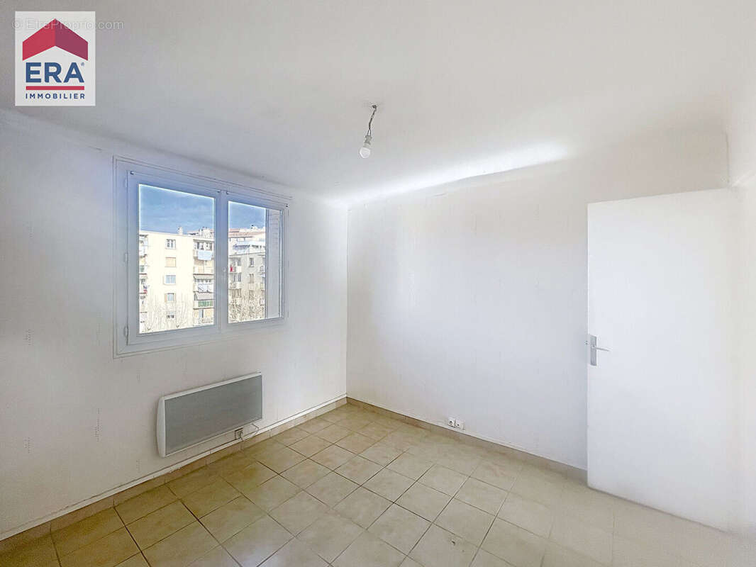 Appartement à MARSEILLE-14E