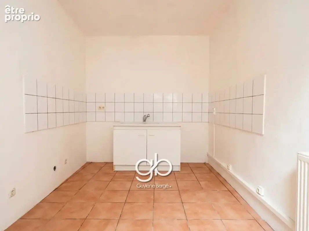 Appartement a vendre beziers - t2 - 76m2 dans un hôtel particulier - photo 2