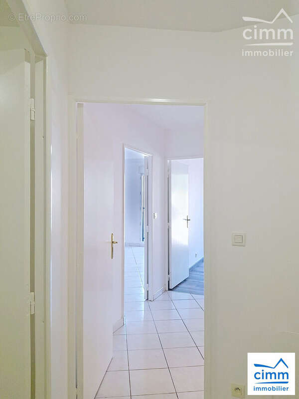 Appartement à SAINT-ERBLON