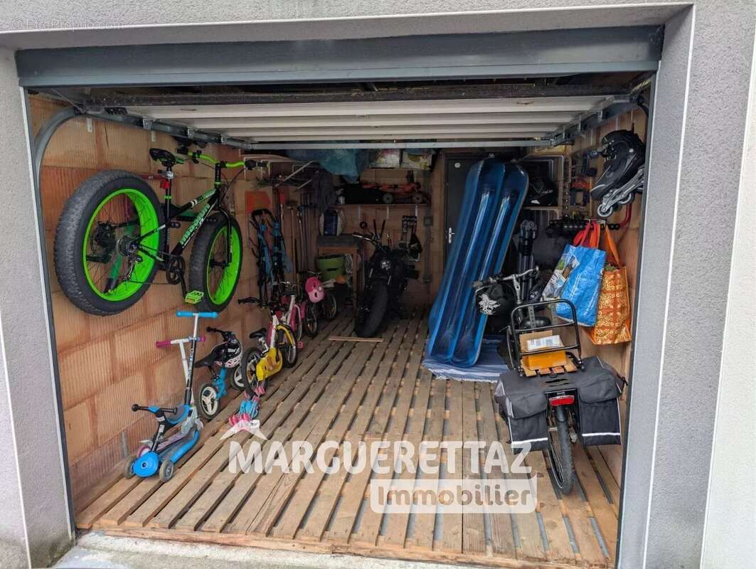 Appartement à AYSE