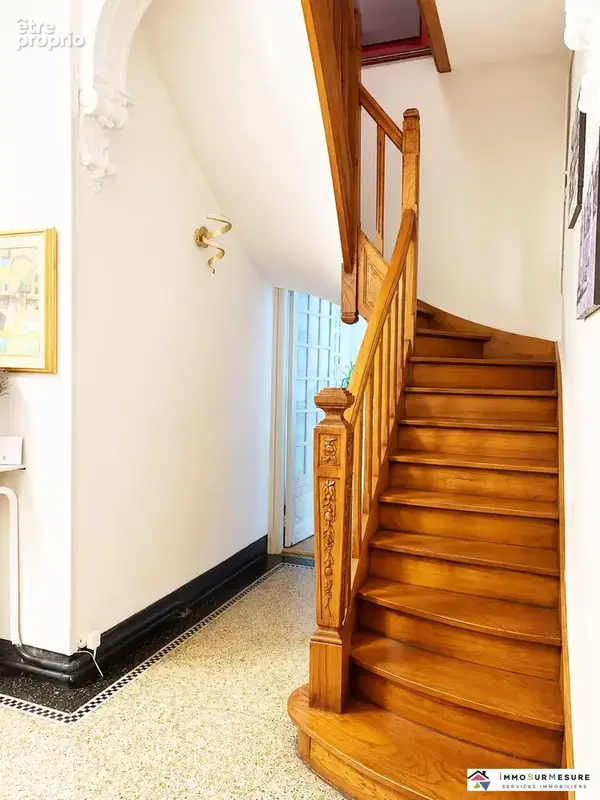 Maison 270 m² à Saint-Pol-Sur-Ternoise  - photo 9