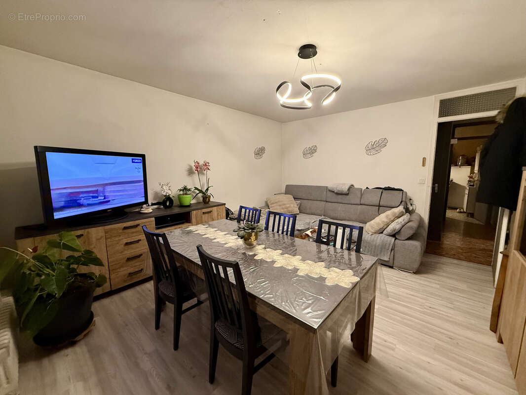 Appartement à CLUSES