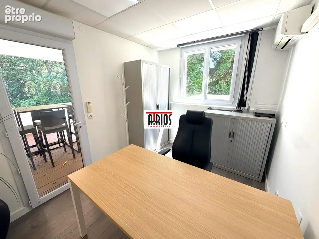 Commerce 170 m² à vendre à Six-Fours-Les-Plages (83140) - photo 8