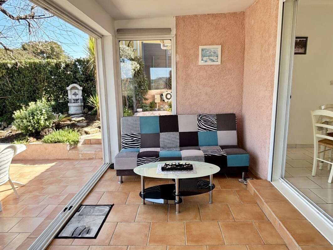 Maison à ROQUEBRUNE-SUR-ARGENS