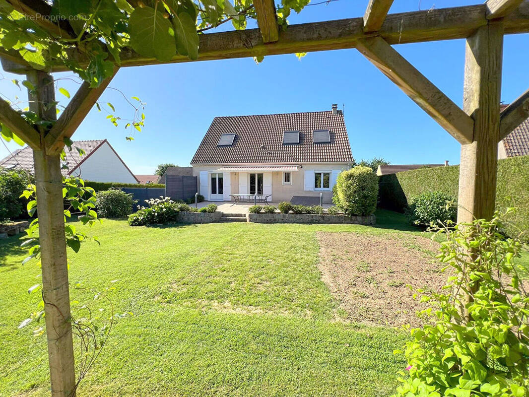 Maison à CHAUMONT-EN-VEXIN