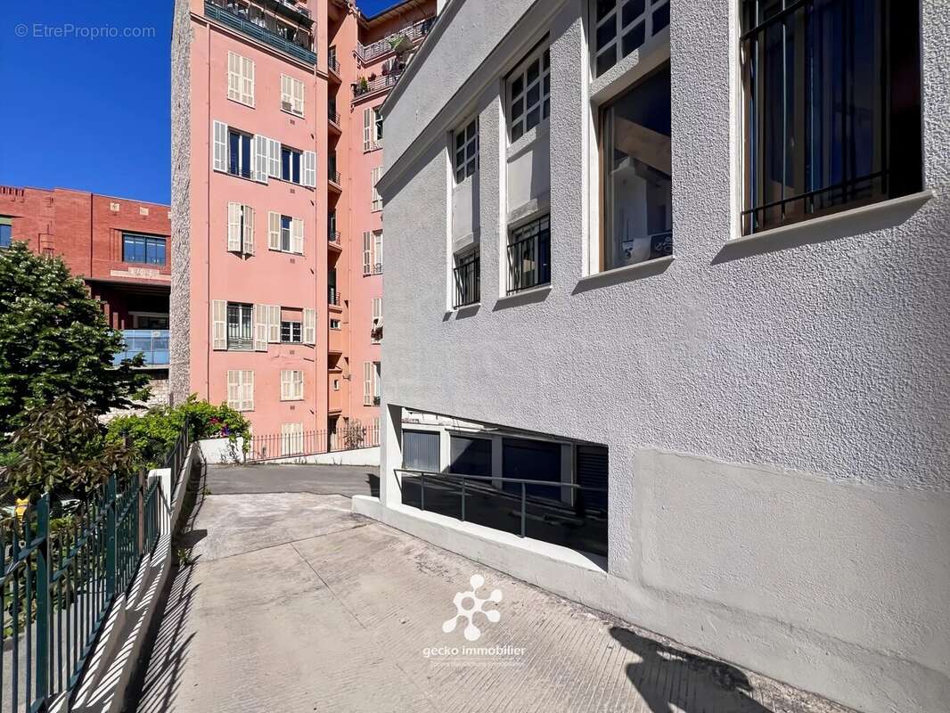 Parking à NICE