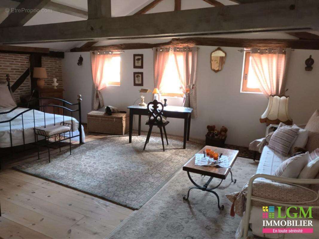 Maison à SAINT-LON-LES-MINES