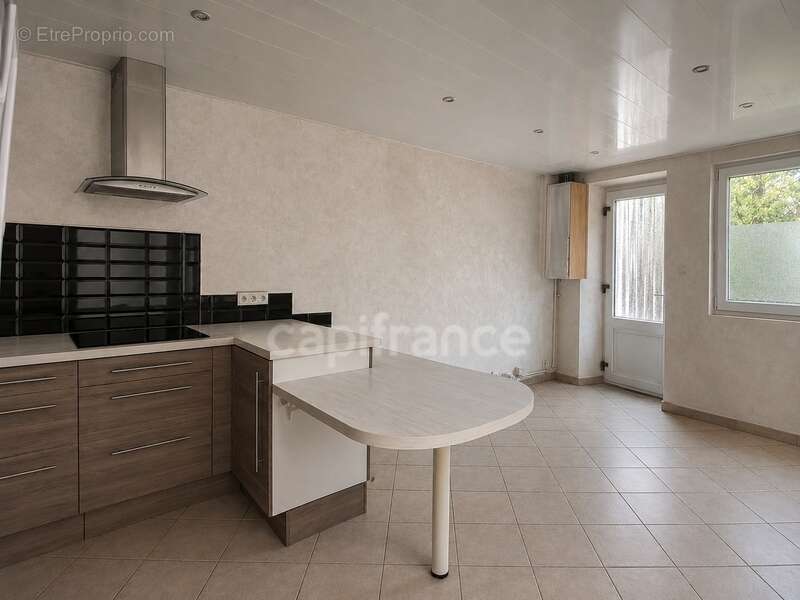 Maison à vendre 4 pièces CAZOULS D'HERAULT (34) - photo 4