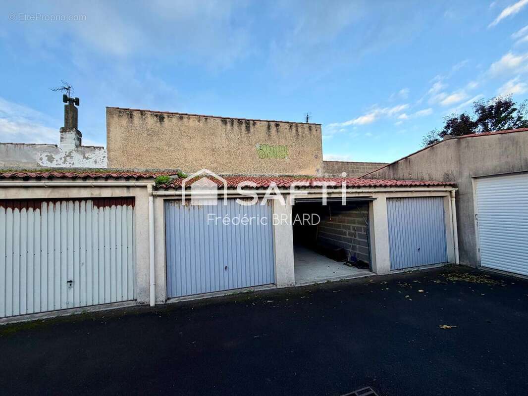 Photo 2 - Parking à LES SABLES-D&#039;OLONNE