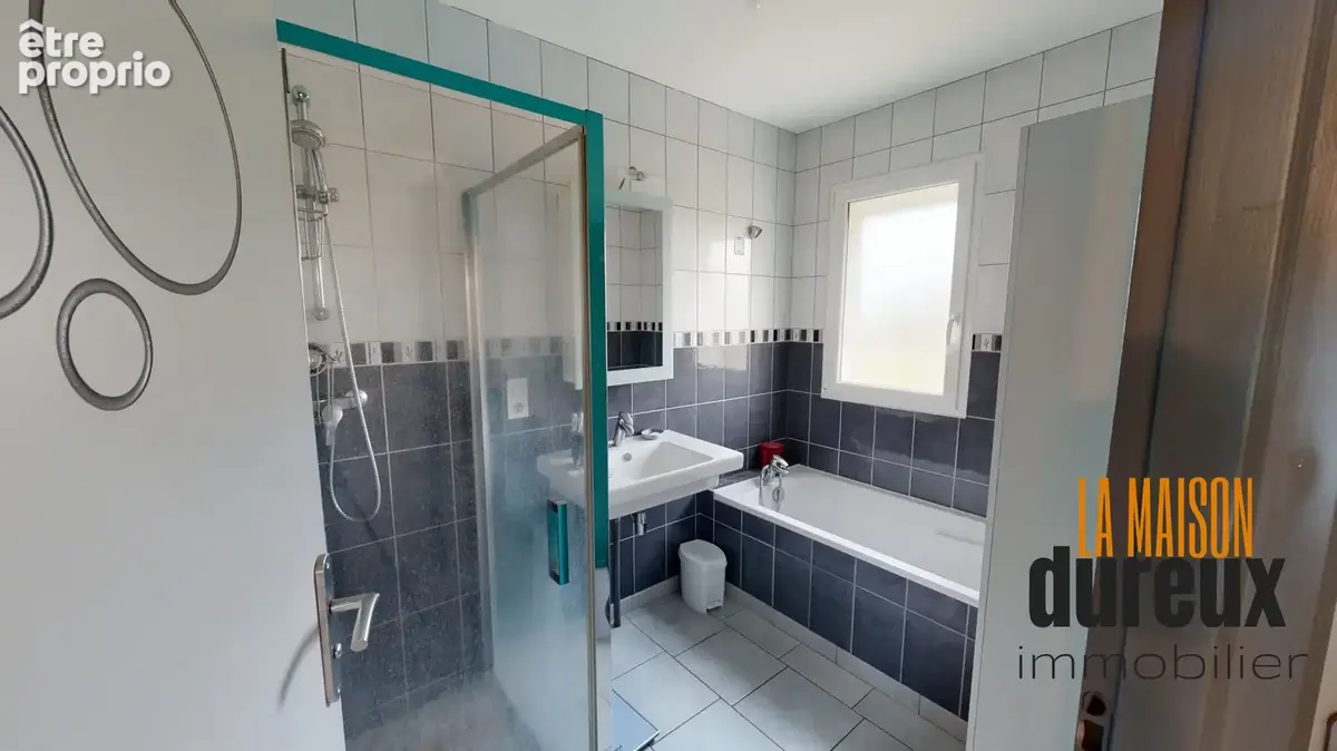 Maison 95 m² à Velesmes-Echevanne  - photo 7