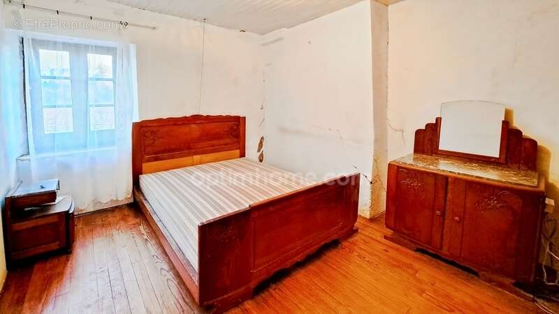 Maison à SAINT-PALAIS