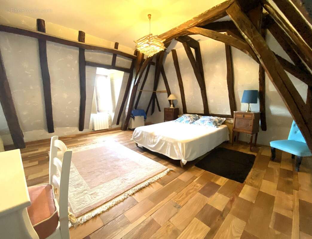 Maison à COUX-ET-BIGAROQUE