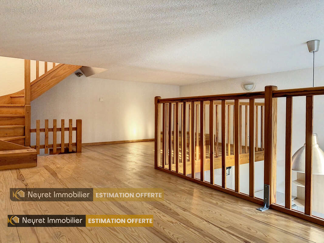 Appartement à SAINT-ETIENNE