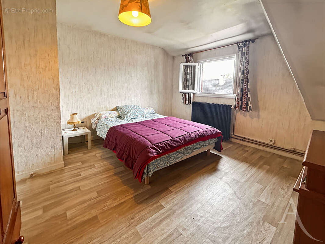 Maison à SAINT-MICHEL-SUR-ORGE