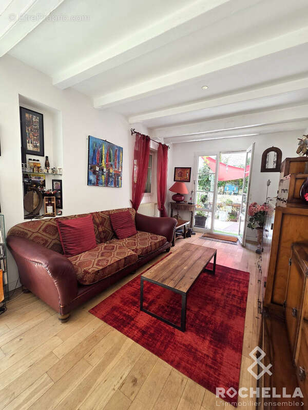 Maison 153 m² à Nieul-Sur-Mer  - photo 4