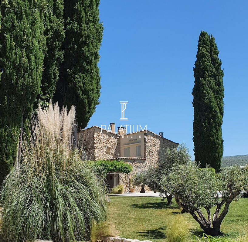 Maison à LES MEES