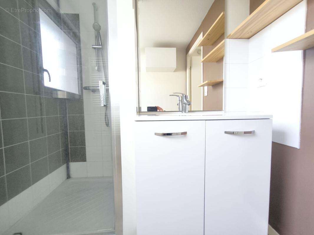 Appartement à BILLERE