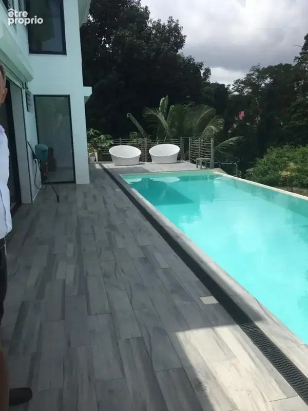 Rare villa de standing avec piscine vue degagee 1451 m2 de terrain - photo 4