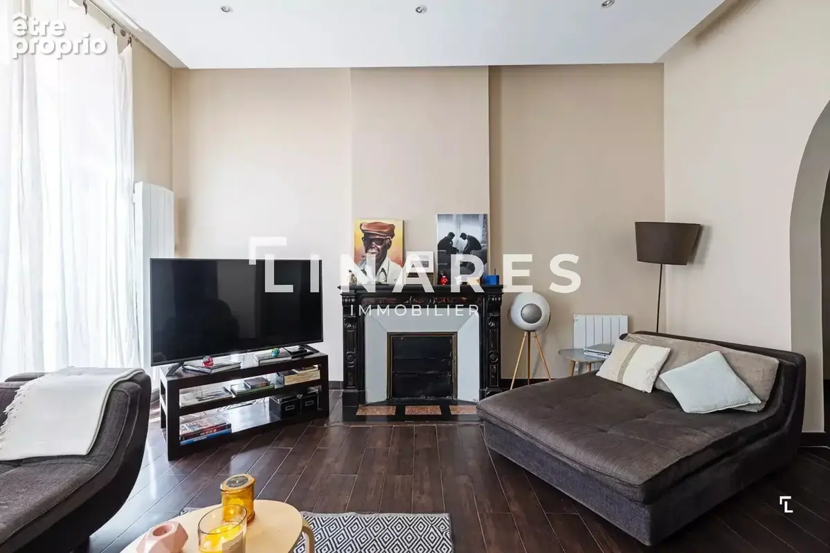 LE DISTINGUÉ - Appartement T4 de 114m2 - Balcon - 13008 PERIER - photo 3
