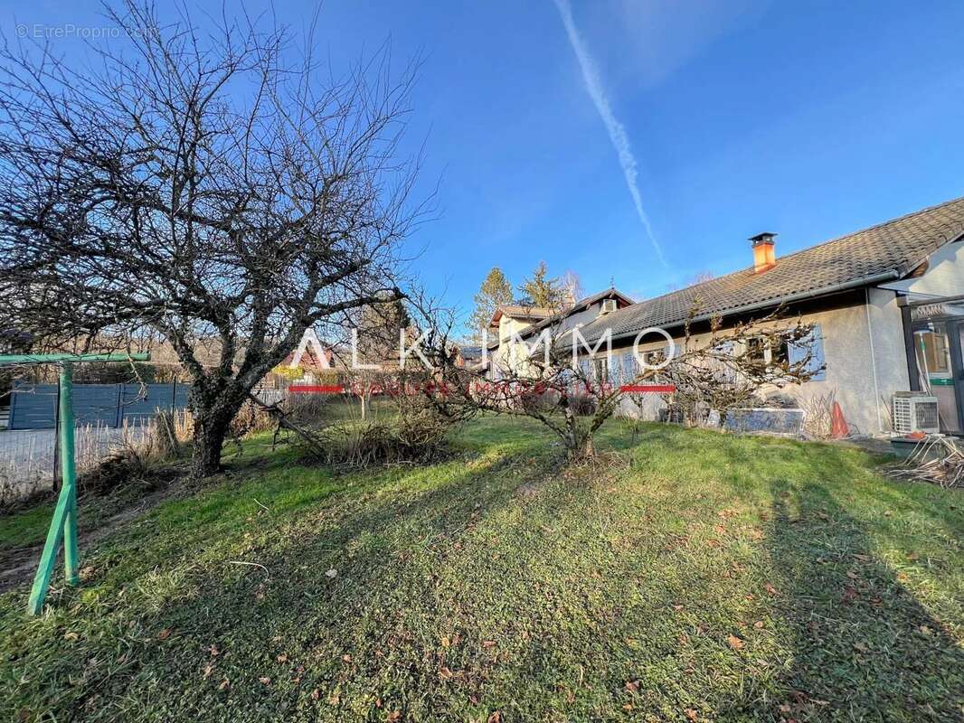 Maison à GROISY