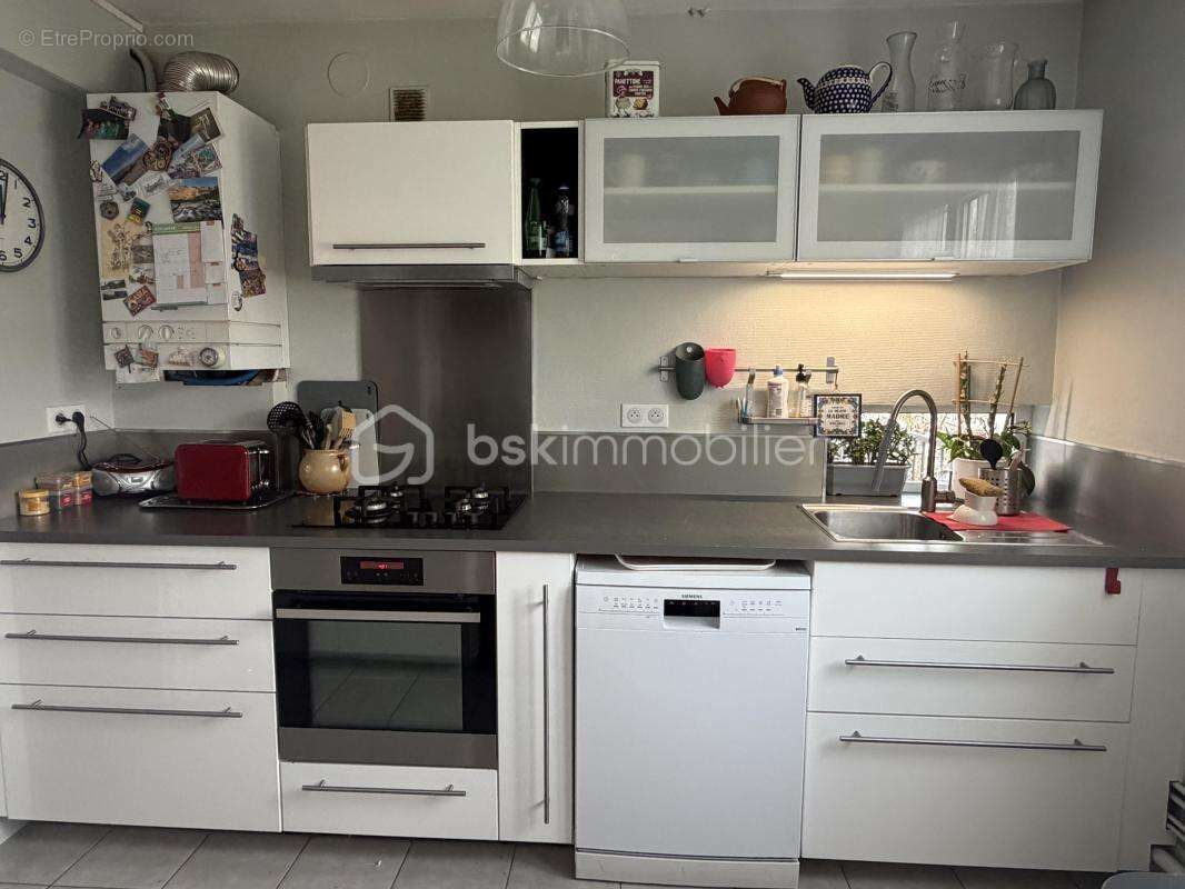 À VENDRE – Périgueux – Résidence au calme le long de la Voie Verte Appartement T4 de 78 m² – Terrasse + Garage – Proximité centr - photo 6