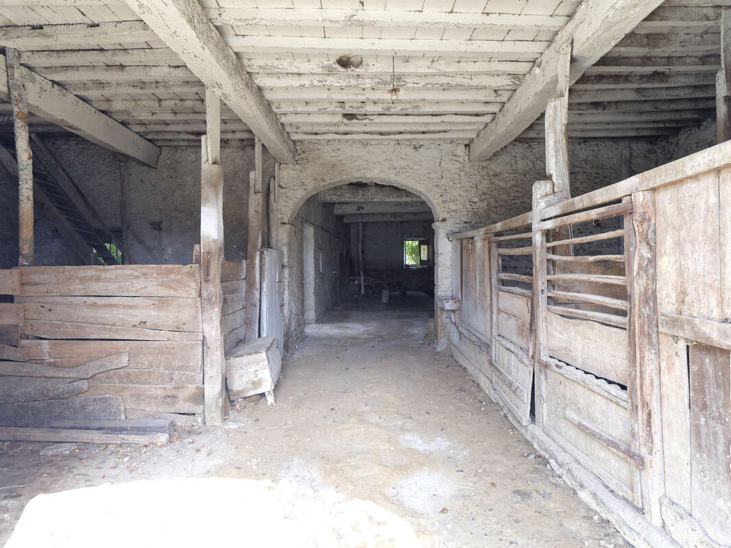 Maison à ARROS-DE-NAY