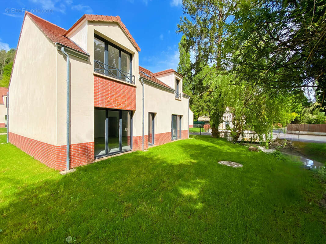 Maison à MANTES-LA-VILLE