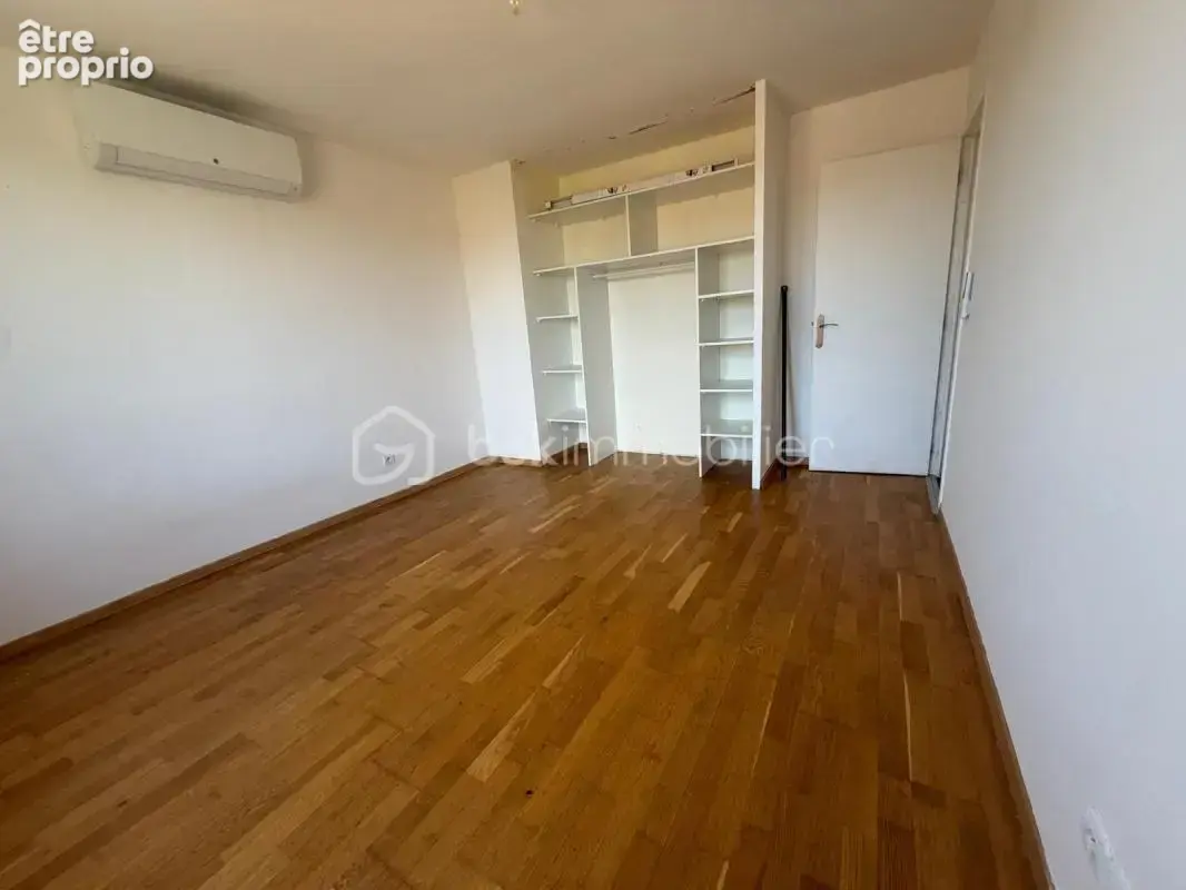 Maison familiale récente – 5 chambres – Pompe à chaleur – À 2 minutes de la gare d'Auneau - photo 10