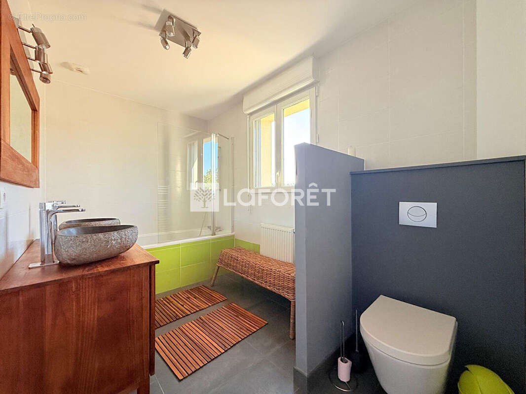 Maison à SAINT-LEU-D&#039;ESSERENT