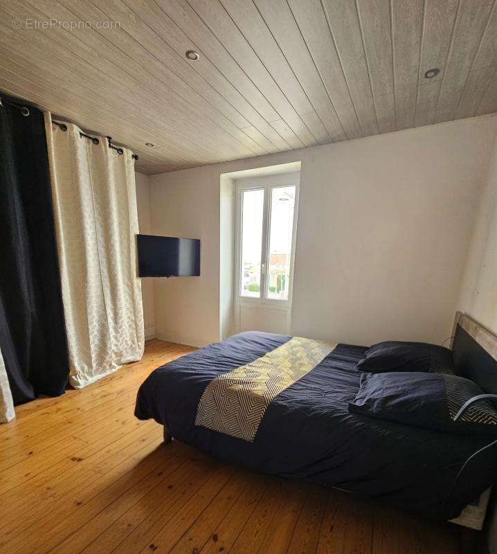 Maison à TONNAY-CHARENTE